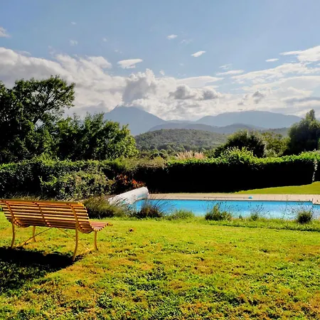 Les Couleurs Du Cagire Bed & Breakfast *