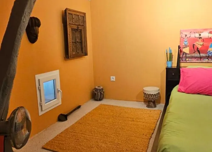 Bed & Breakfast Les Couleurs Du Cagire 3*