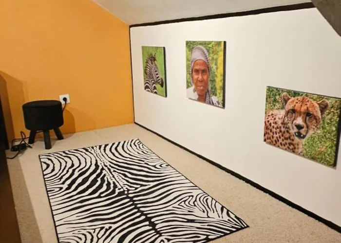 Bed & Breakfast Les Couleurs Du Cagire 3*